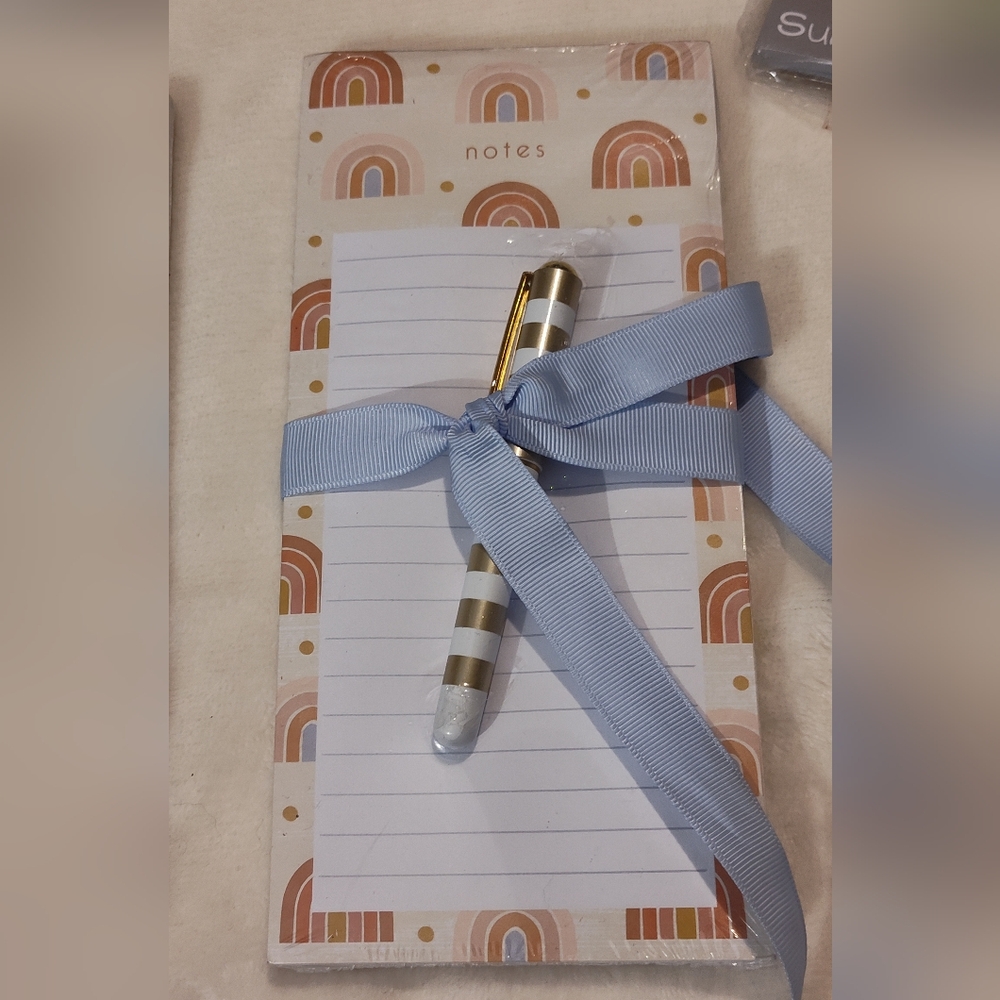 Colorful Weekly Planner and Notepad Set - Picture 5 of 6